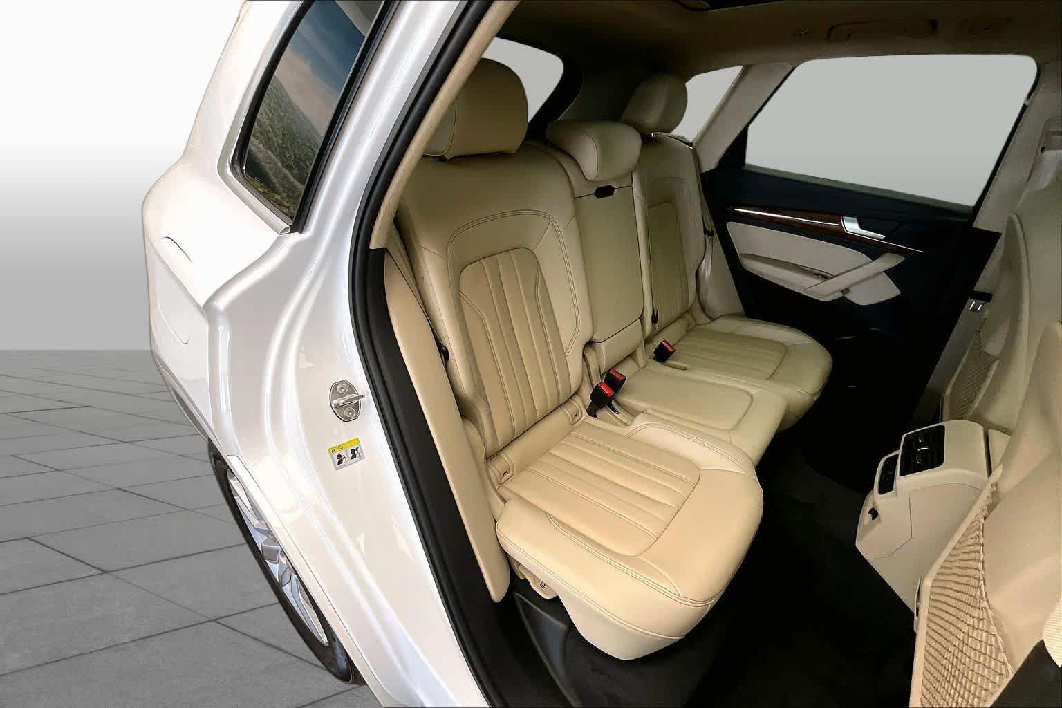 Used 2023 Audi Q5 2.0T Premium AWD/4WD image 20