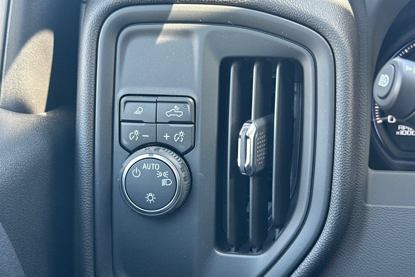 New 2026 GMC Sierra 2500 Pro w/ Convenience Package RWD image 13