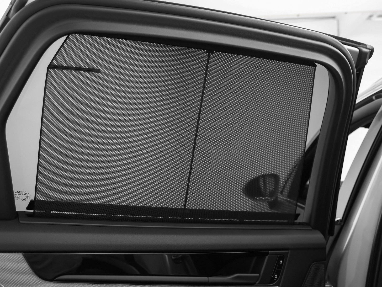 Used 2025 Porsche Cayenne image 41