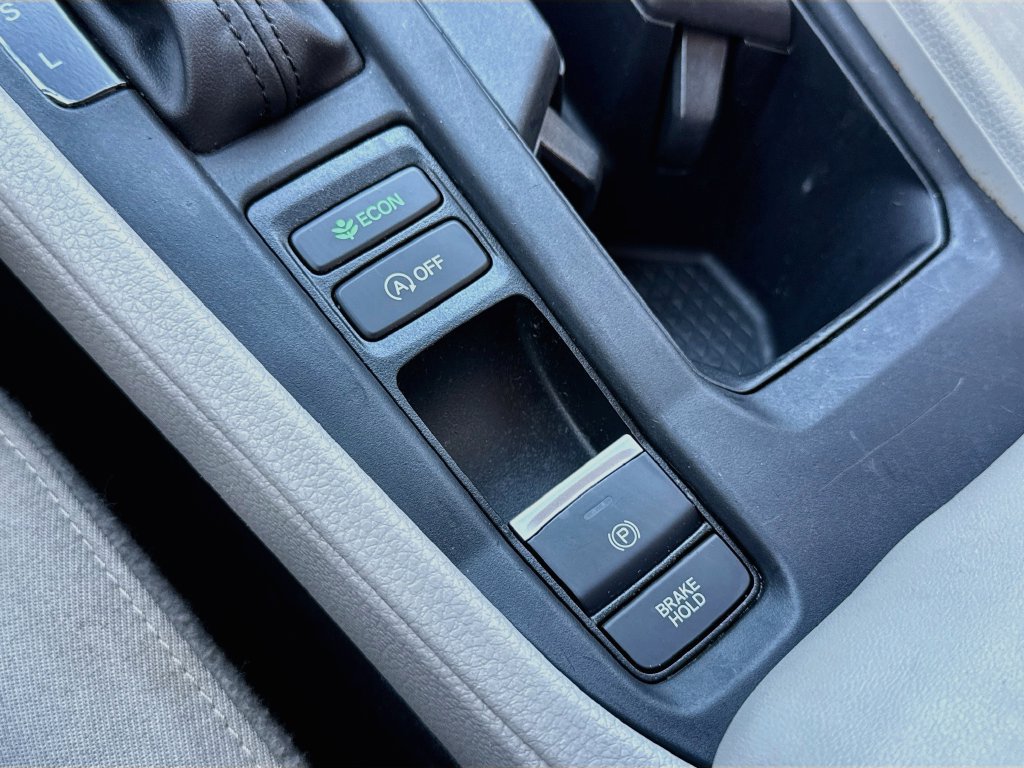 Used 2023 Honda Accord EX image 19