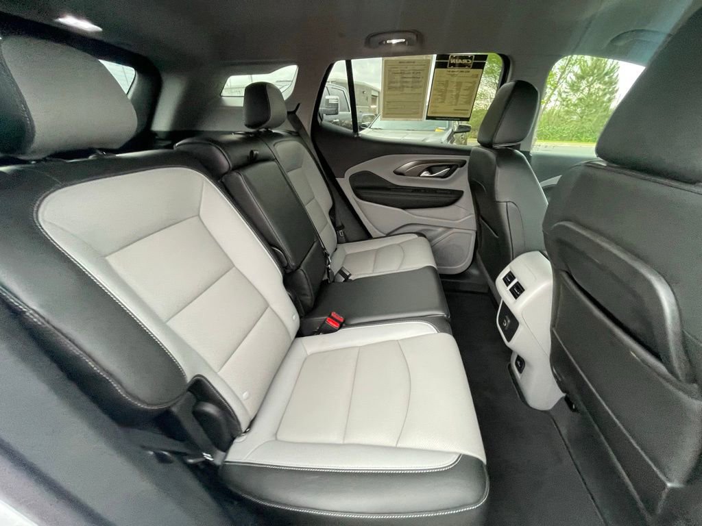 Used 2022 GMC Terrain SLT image 28