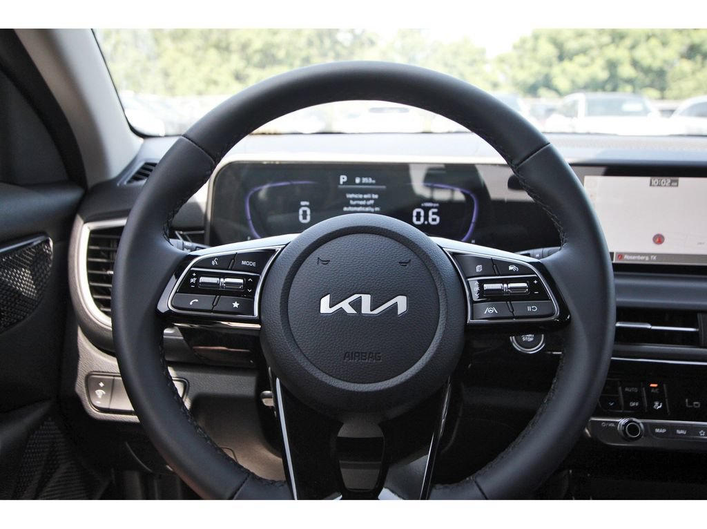 New 2026 Kia Seltos S FWD image 15