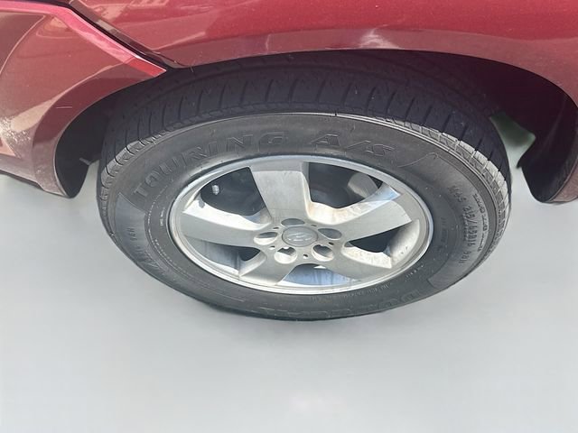 Used 2005 Hyundai Tucson GL FWD image 24