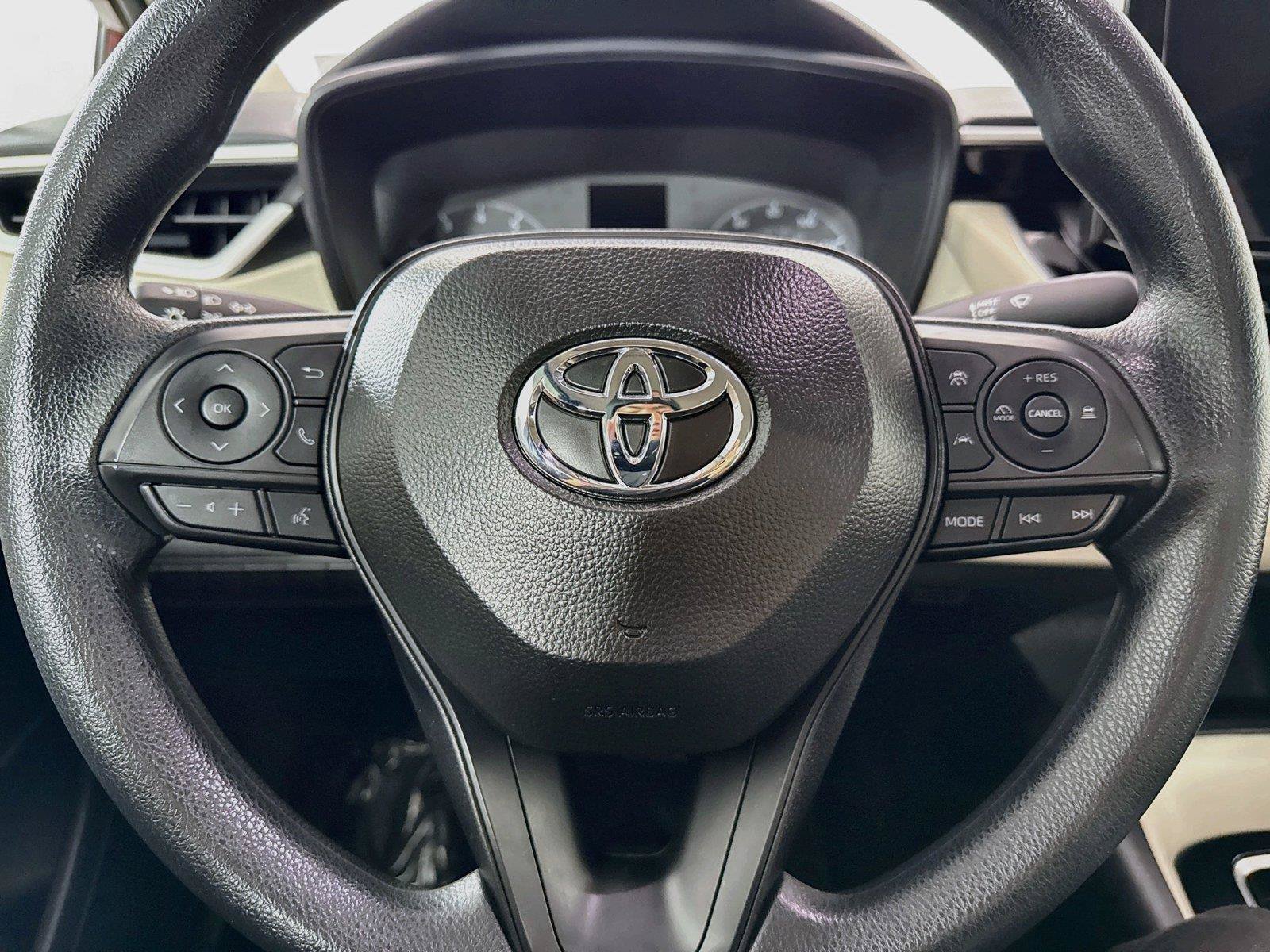 Certified 2025 Toyota Corolla LE FWD image 16