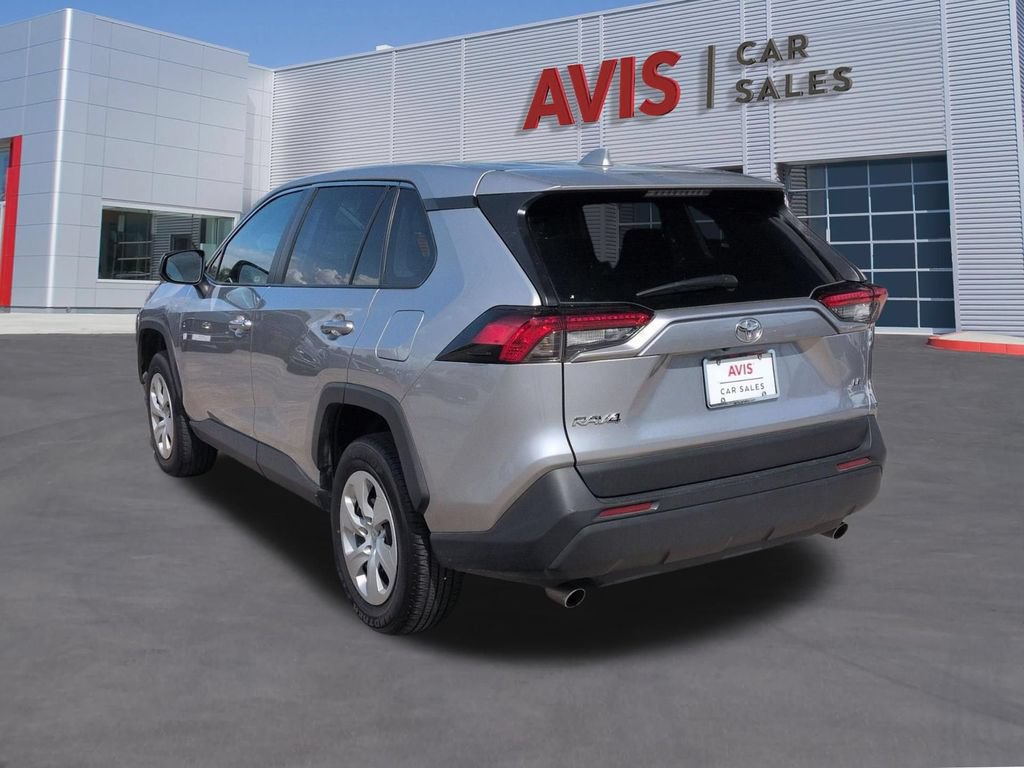 Used 2025 Toyota RAV4 LE FWD image 9