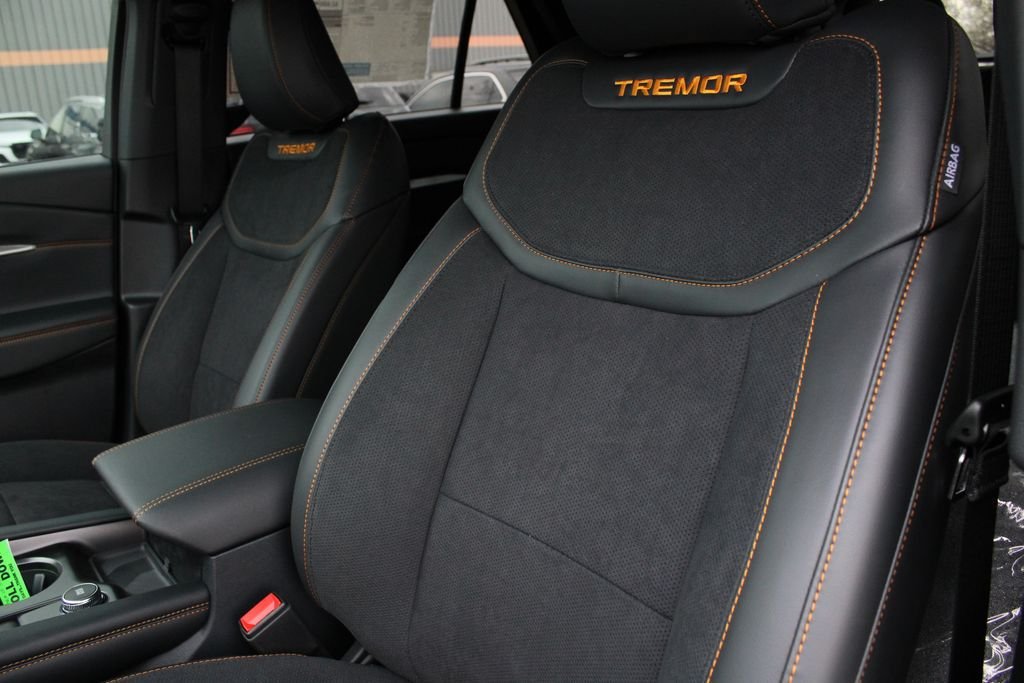 New 2026 Ford Explorer Tremor w/ Tremor Ultimate Package AWD/4WD image 7