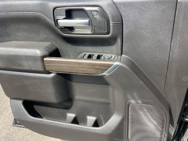 Used 2021 Chevrolet Silverado 1500 RST AWD/4WD image 17