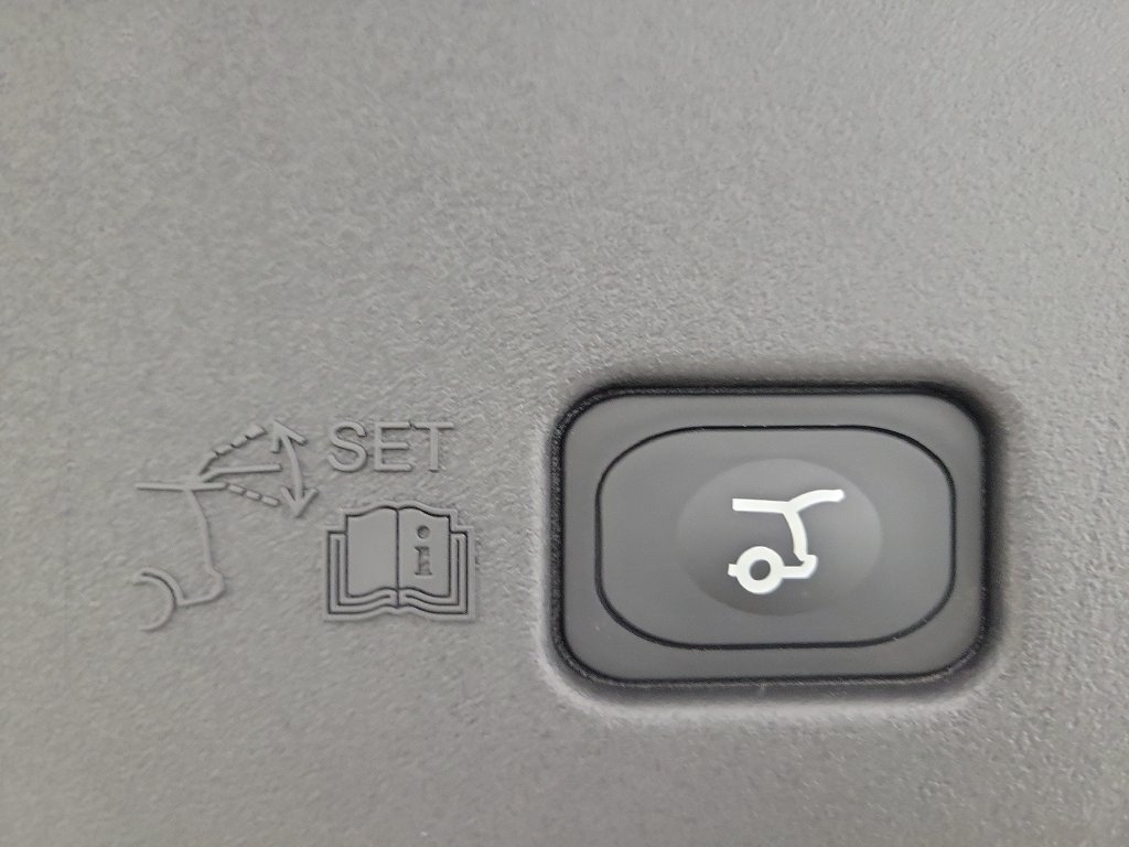 New 2026 Lincoln Nautilus Reserve AWD/4WD image 8