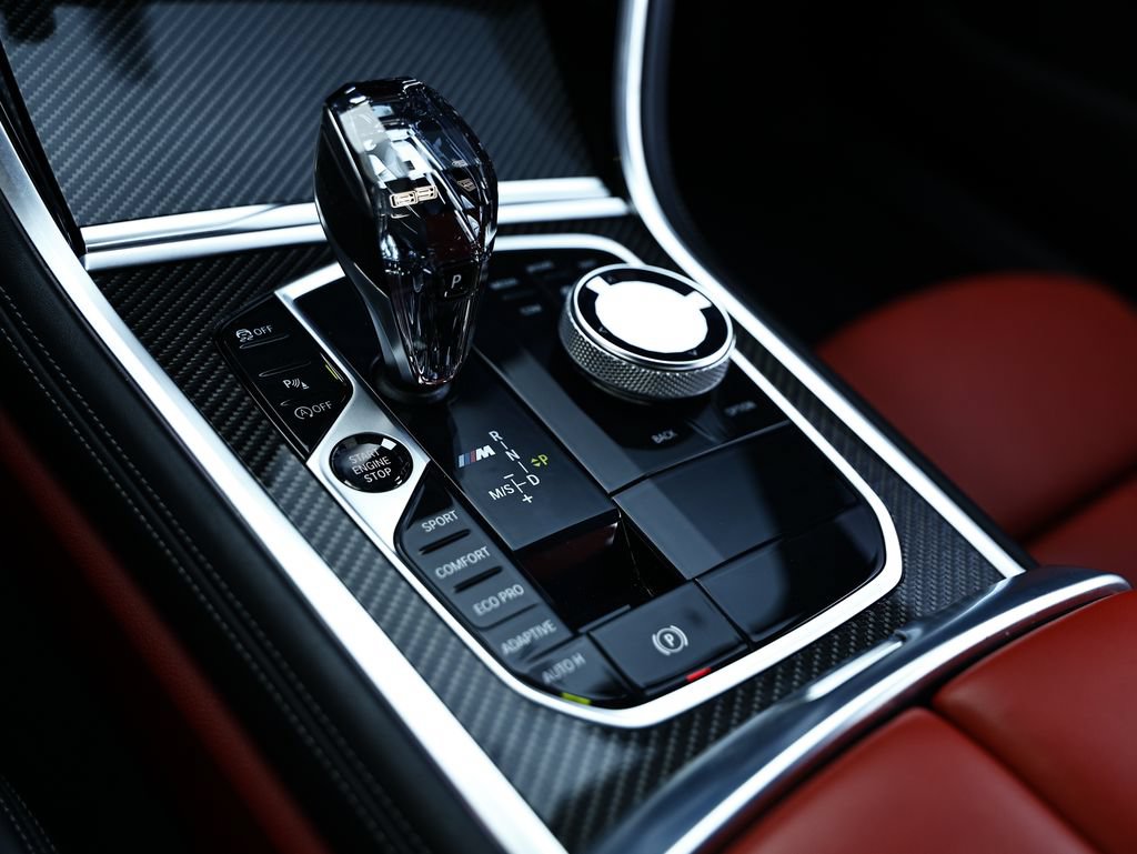 Used 2022 BMW M850i xDrive Coupe w/ M Carbon Exterior Package AWD/4WD image 37