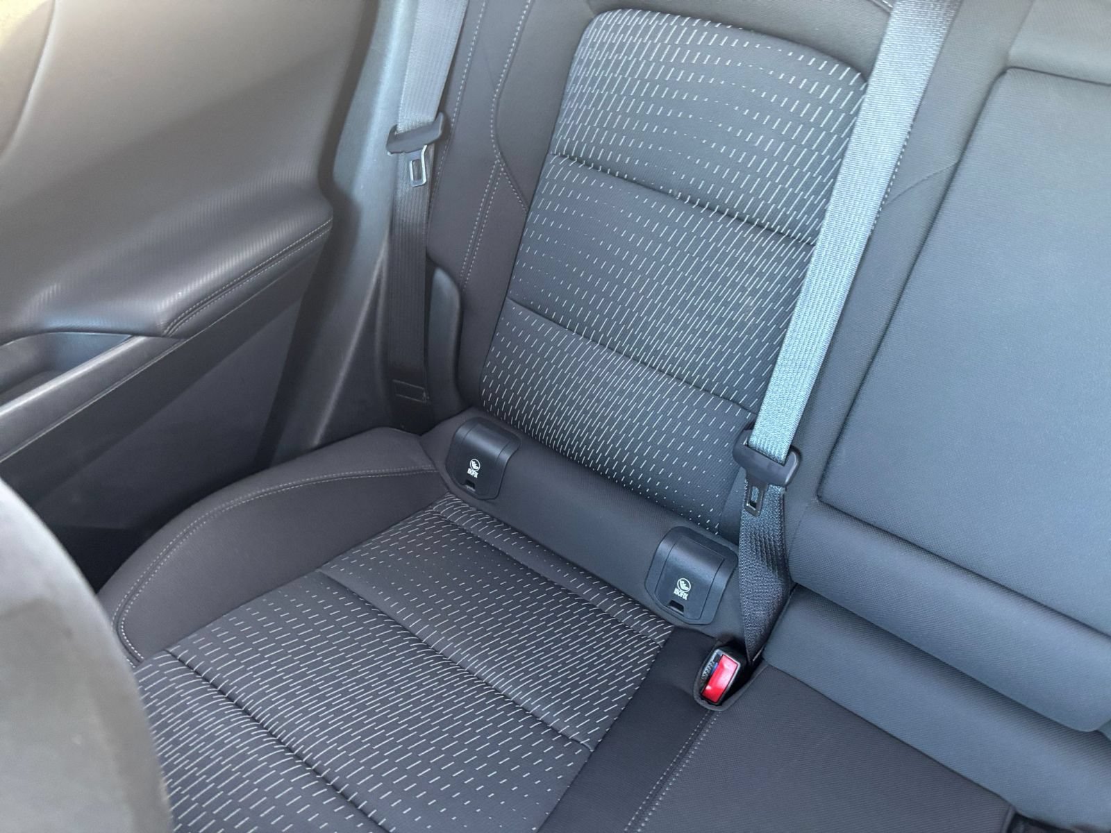Used 2025 Chevrolet Equinox LT FWD image 39