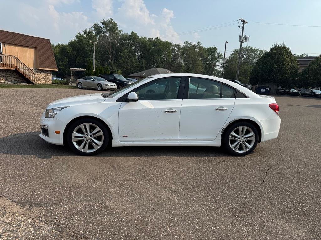 Used 2015 Chevrolet Cruze LTZ w/ Sun, Sound and Sport Package FWD image 9
