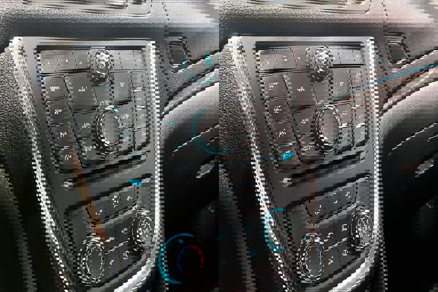 Used 2016 Buick Encore FWD image 33