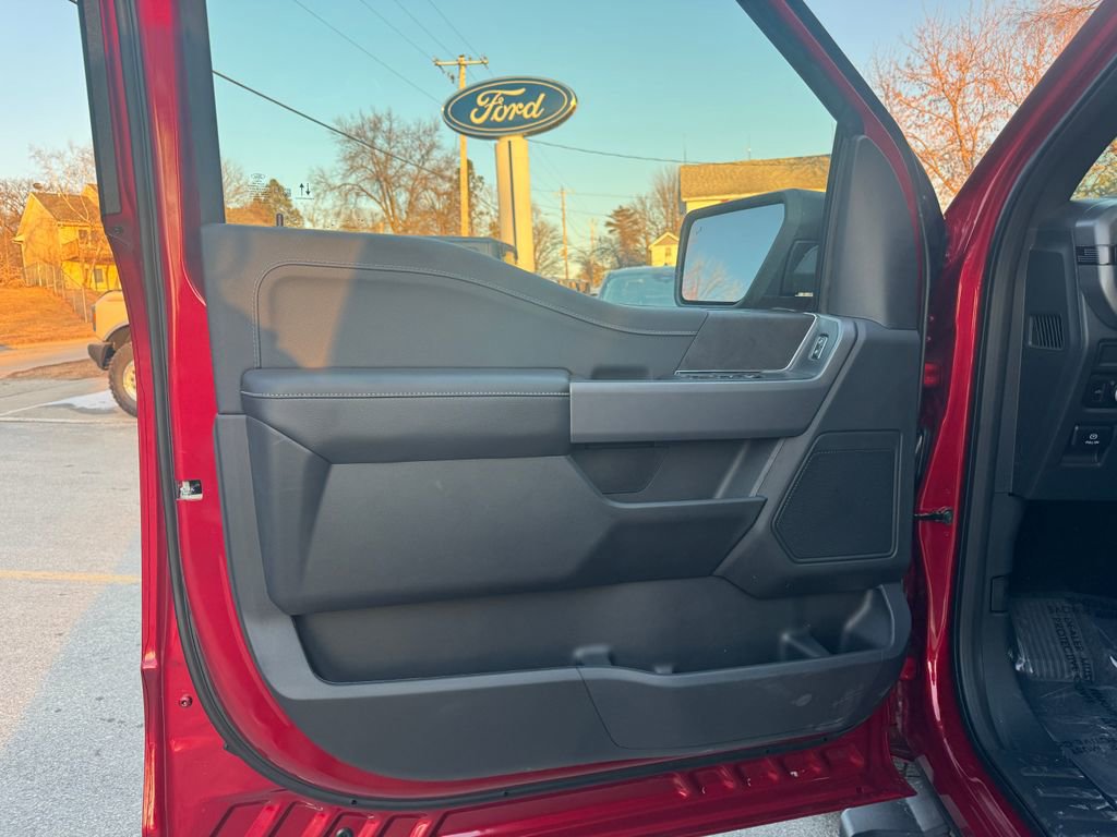 New 2026 Ford F150 XLT w/ Equipment Group 302A MID AWD/4WD image 21