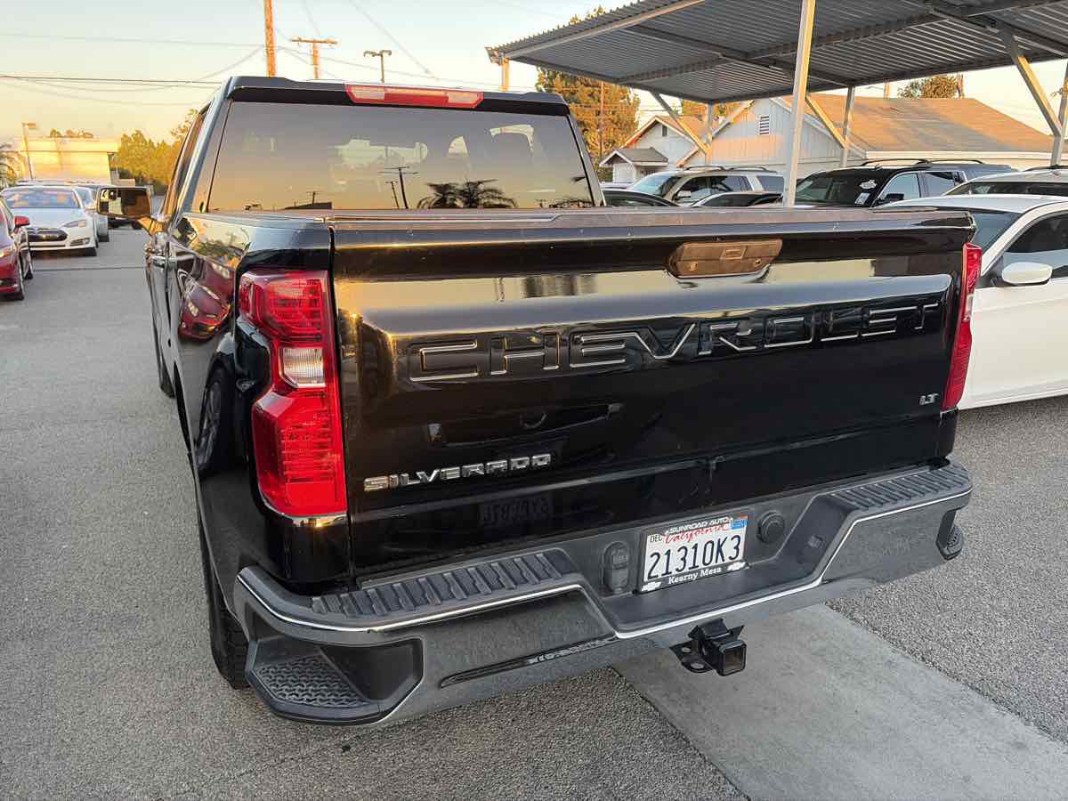 Used 2021 Chevrolet Silverado 1500 LT RWD image 3