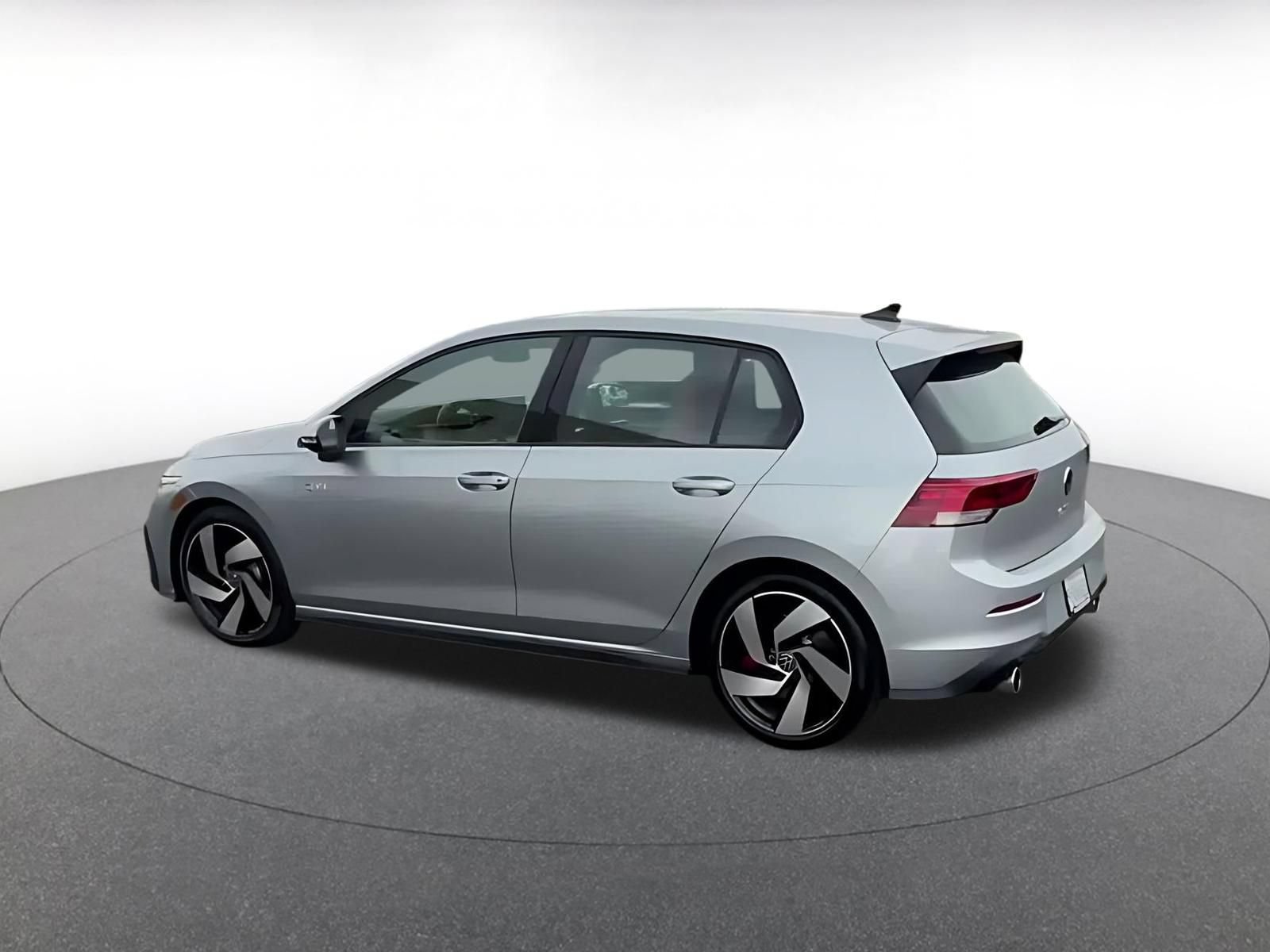 Used 2026 Volkswagen Golf S FWD image 7
