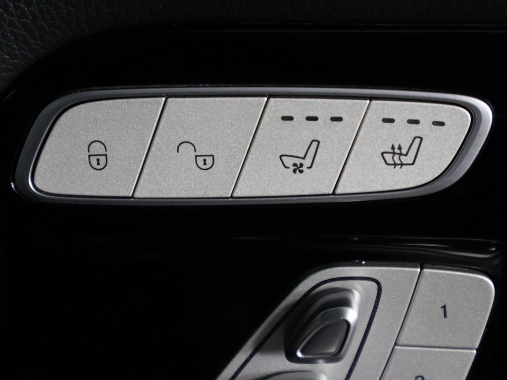 Used 2019 Mercedes-Benz G 63 AMG G 63 AMG w/ Seat Comfort Package image 42