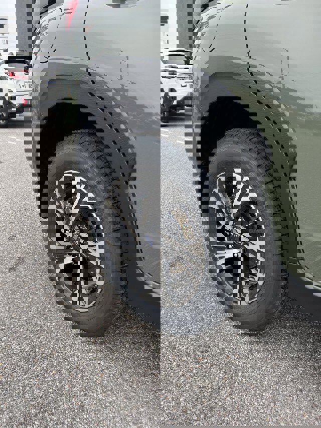 New 2026 Subaru Crosstrek 2.5i Premium image 9