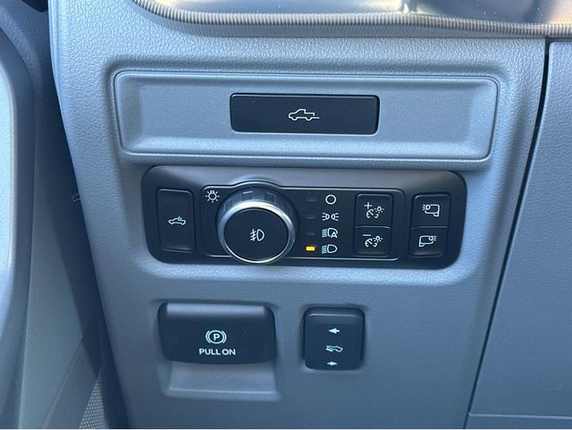 New 2026 Ford F150 Lariat w/ Equipment Group 502A High image 30