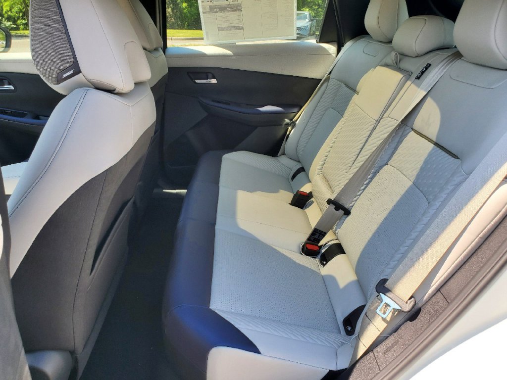 New 2026 Nissan Leaf Platinum+ w/ Cargo Package (Platinum+) FWD image 11