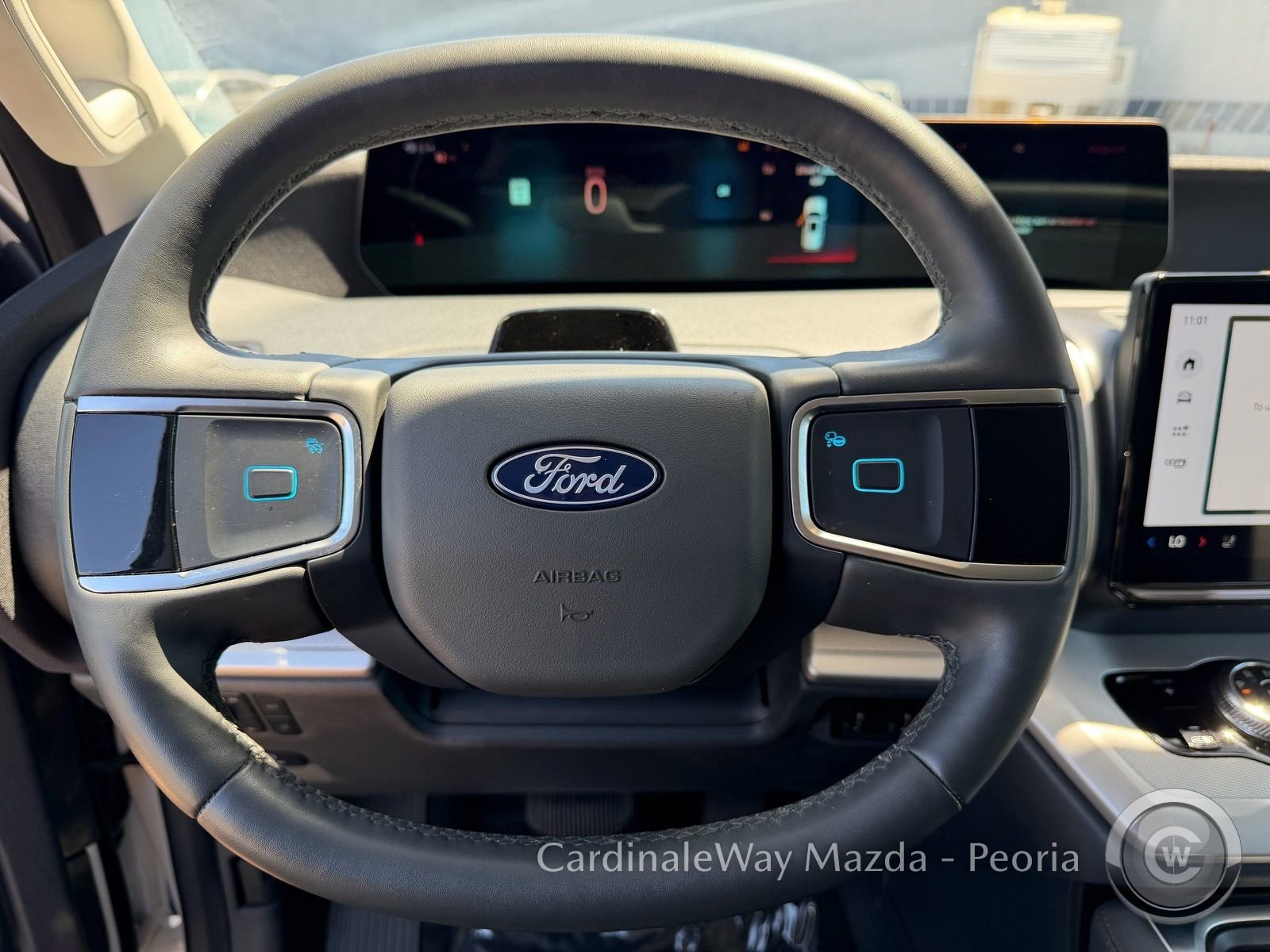 Used 2025 Ford Expedition Max Active AWD/4WD image 22