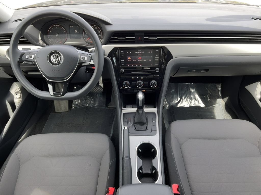 Used 2020 Volkswagen Passat 2.0T S FWD image 5