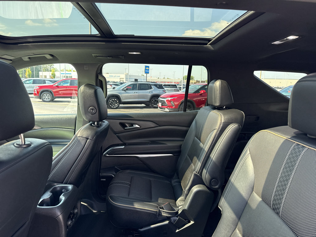 Certified 2024 Chevrolet Traverse RS AWD/4WD image 34