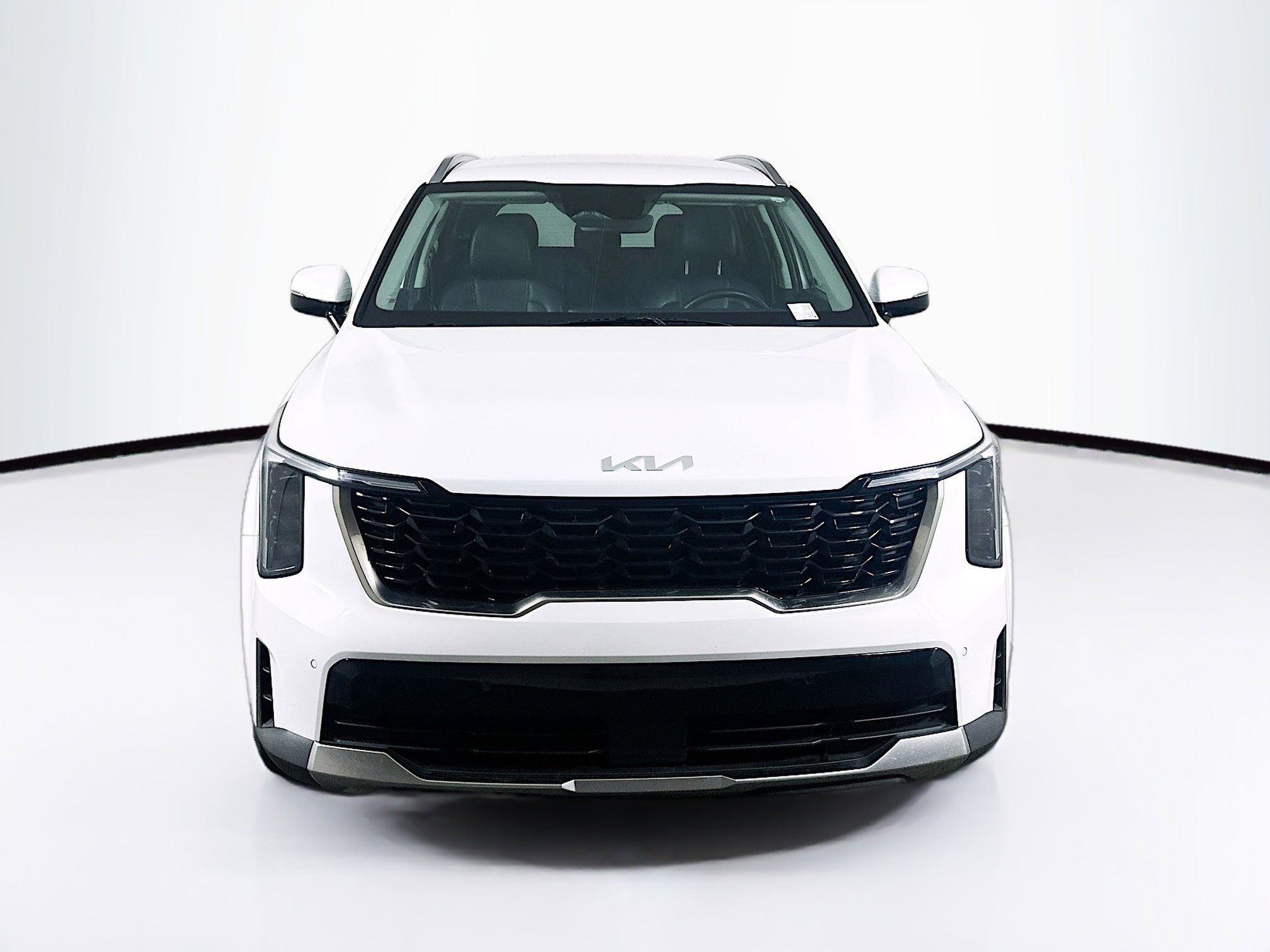 Used 2024 Kia Sorento S image 2