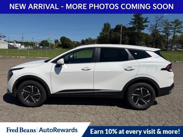 Used 2025 Kia Sportage LX AWD/4WD image 4
