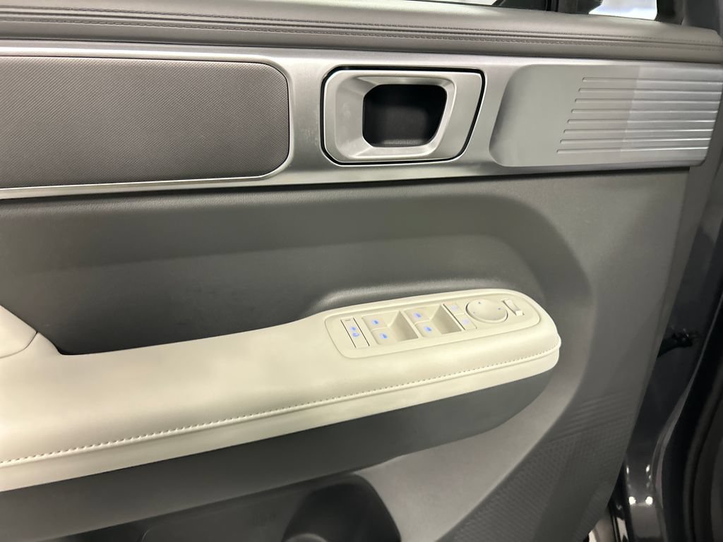New 2027 Hyundai Santa Fe SEL AWD/4WD image 12