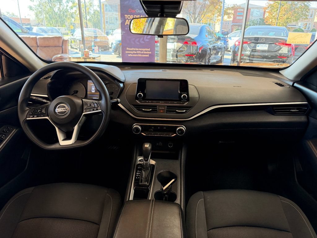 Used 2022 Nissan Altima 2.5 S FWD image 24
