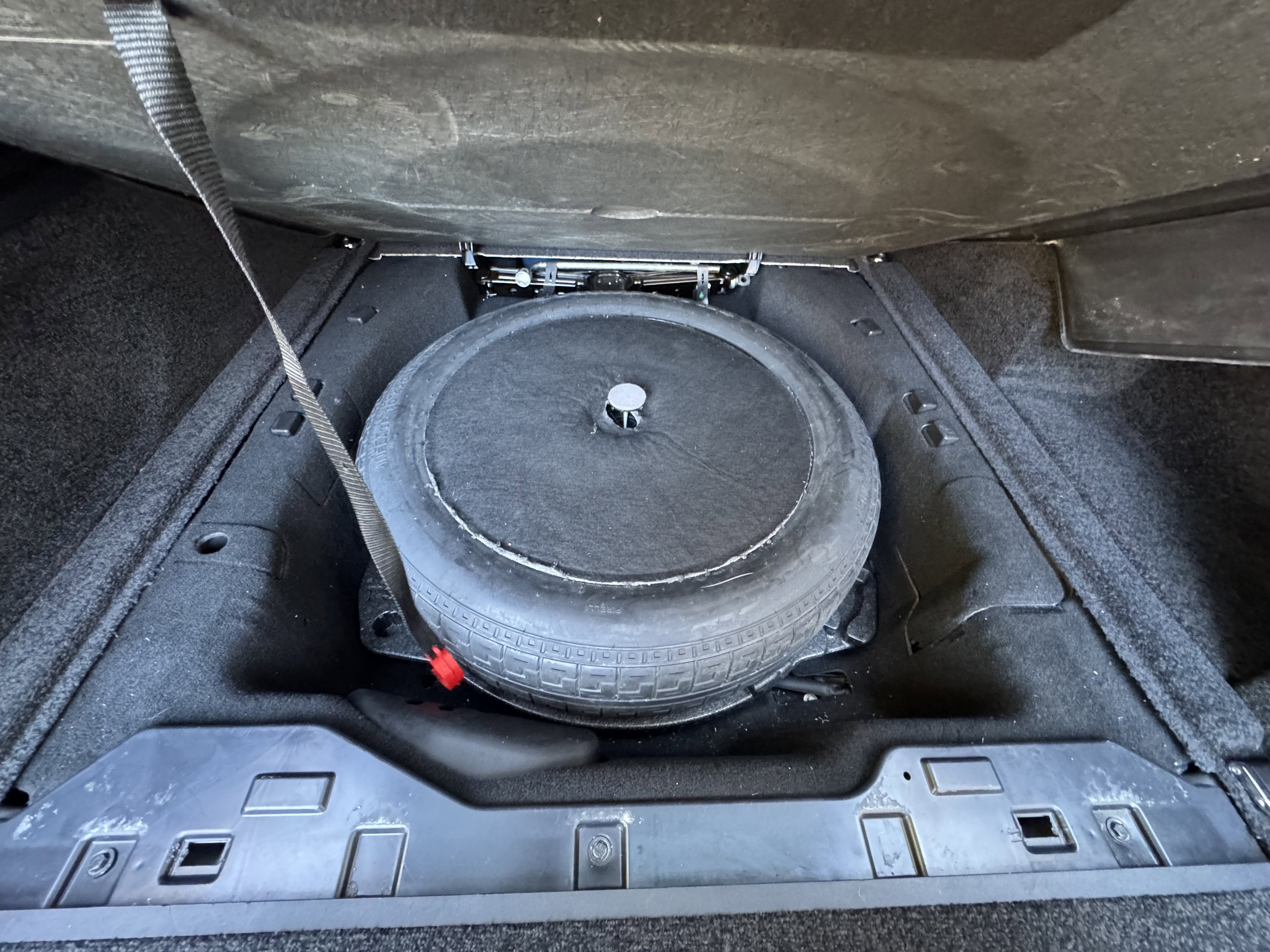 Used 2018 Land Rover Range Rover HSE image 36