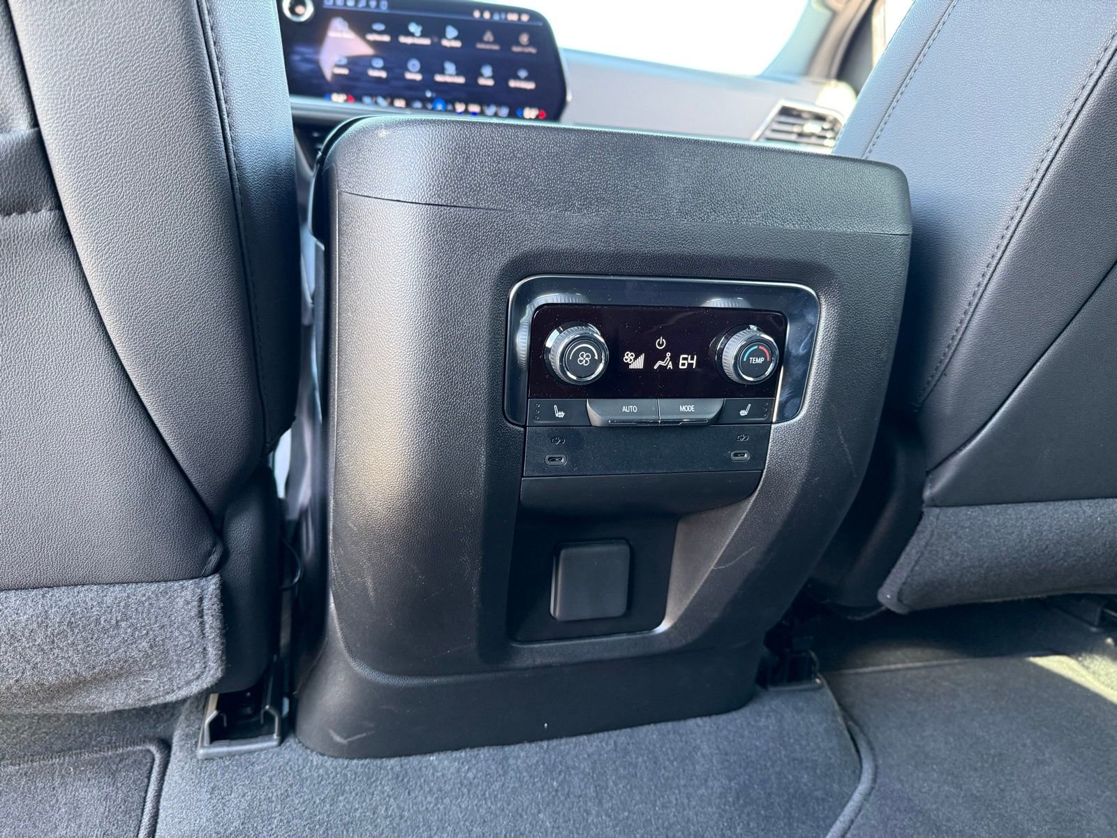 New 2026 Chevrolet Tahoe Premier w/ Sun And Tow Package image 28