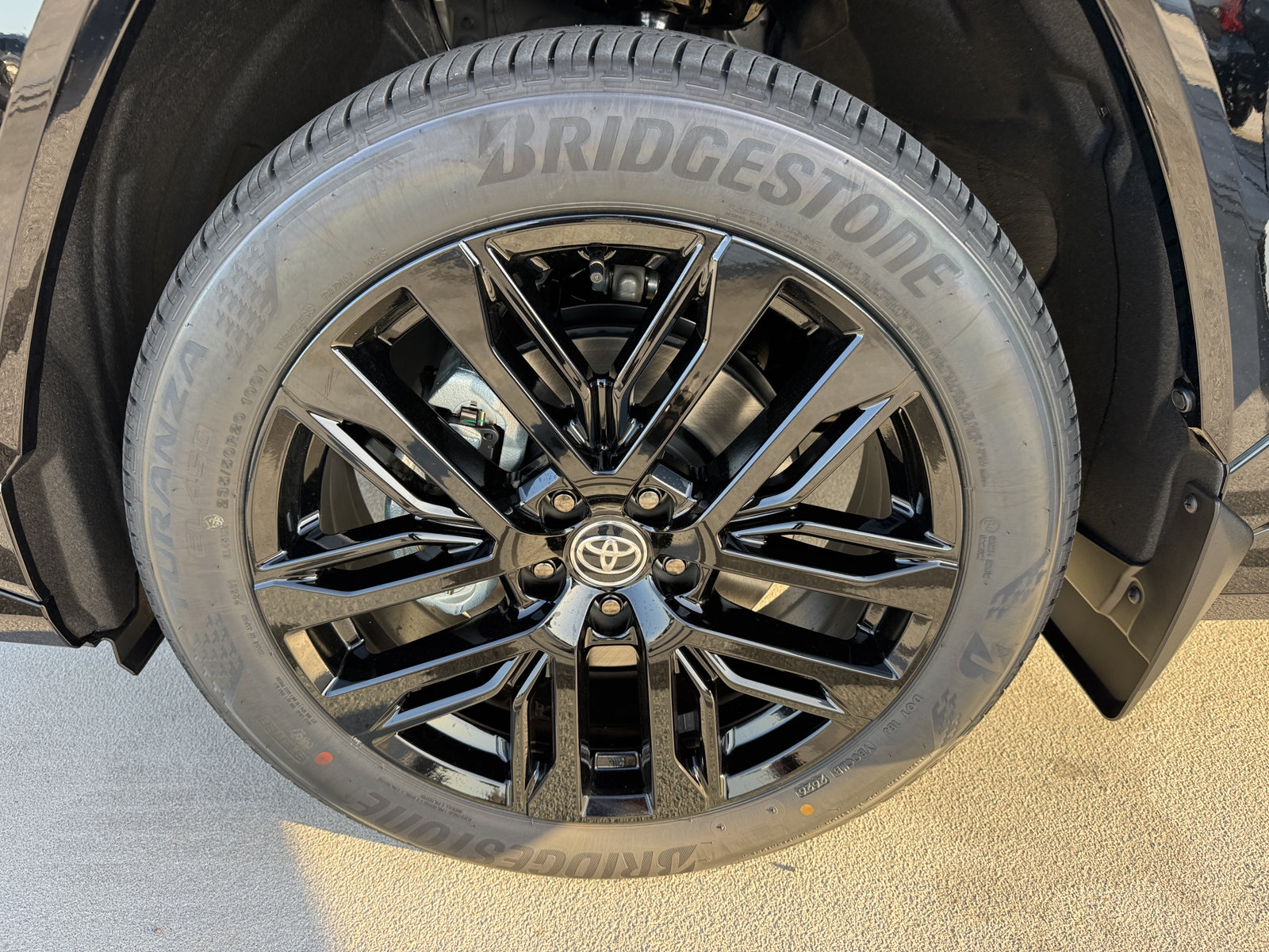 New 2026 Toyota RAV4 XSE AWD/4WD image 15
