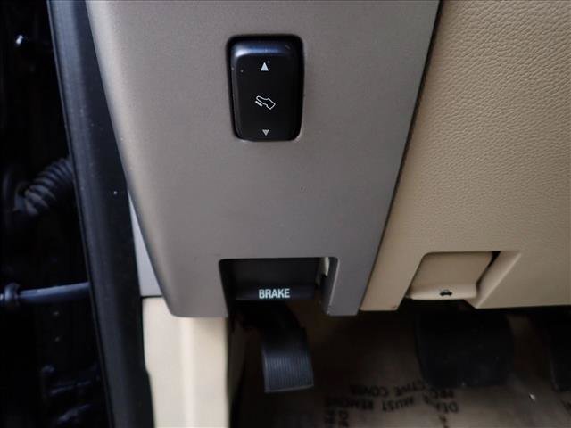Used 2013 Ford Expedition EL XLT AWD/4WD image 19