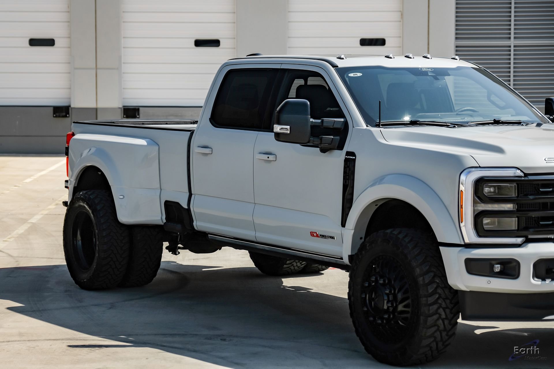 Used 2026 Ford F450 Platinum w/ FX4 Off-Road Package image 28