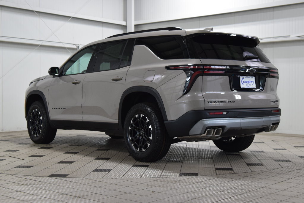 New 2027 Chevrolet Traverse Z71 w/ Driver Confidence Package AWD/4WD image 6