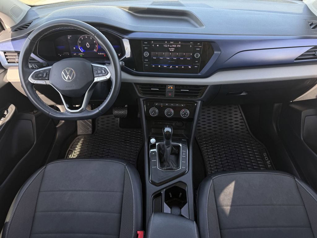 Used 2023 Volkswagen Taos SE image 11
