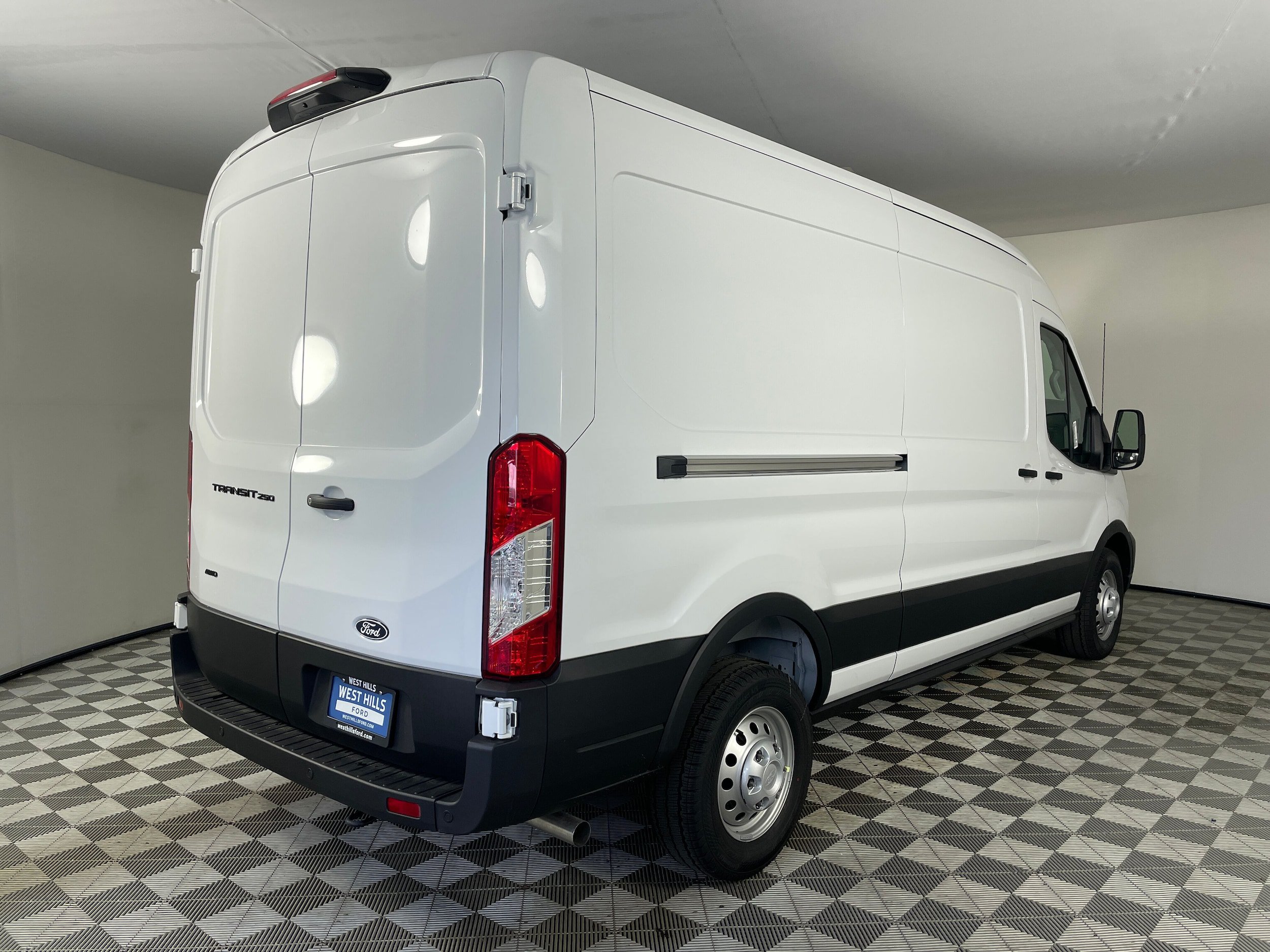 New 2026 Ford Transit 250 148 Medium Roof Extended AWD image 18