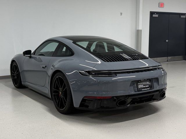 Certified 2024 Porsche 911 Carrera GTS image 3