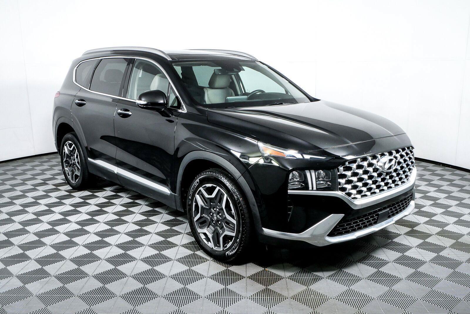 Used 2023 Hyundai Santa Fe Limited