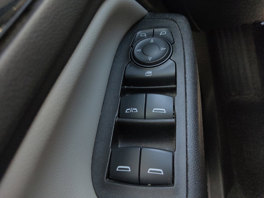 Used 2023 Chevrolet Equinox LT w/ Driver Convenience Package image 27