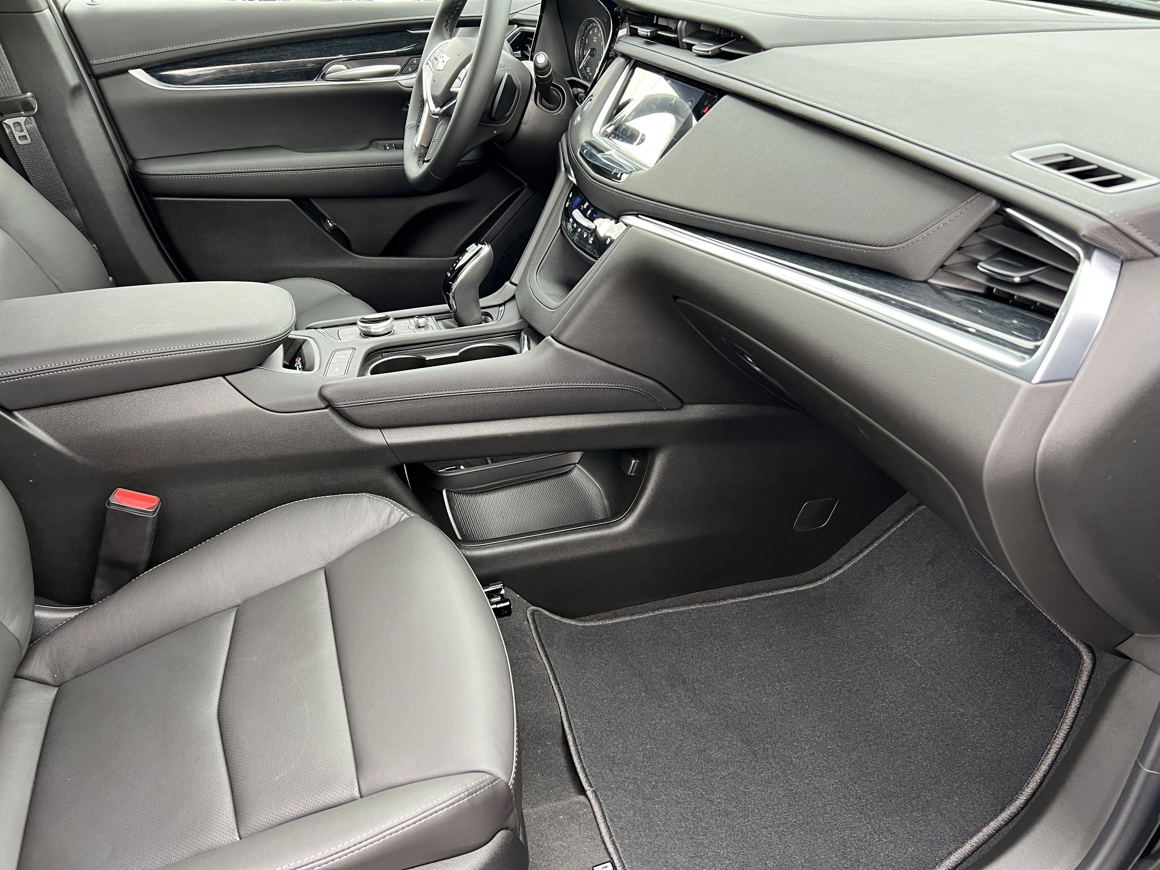 New 2026 Cadillac XT5 Premium Luxury image 24