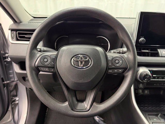 Used 2024 Toyota RAV4 XLE AWD/4WD image 13