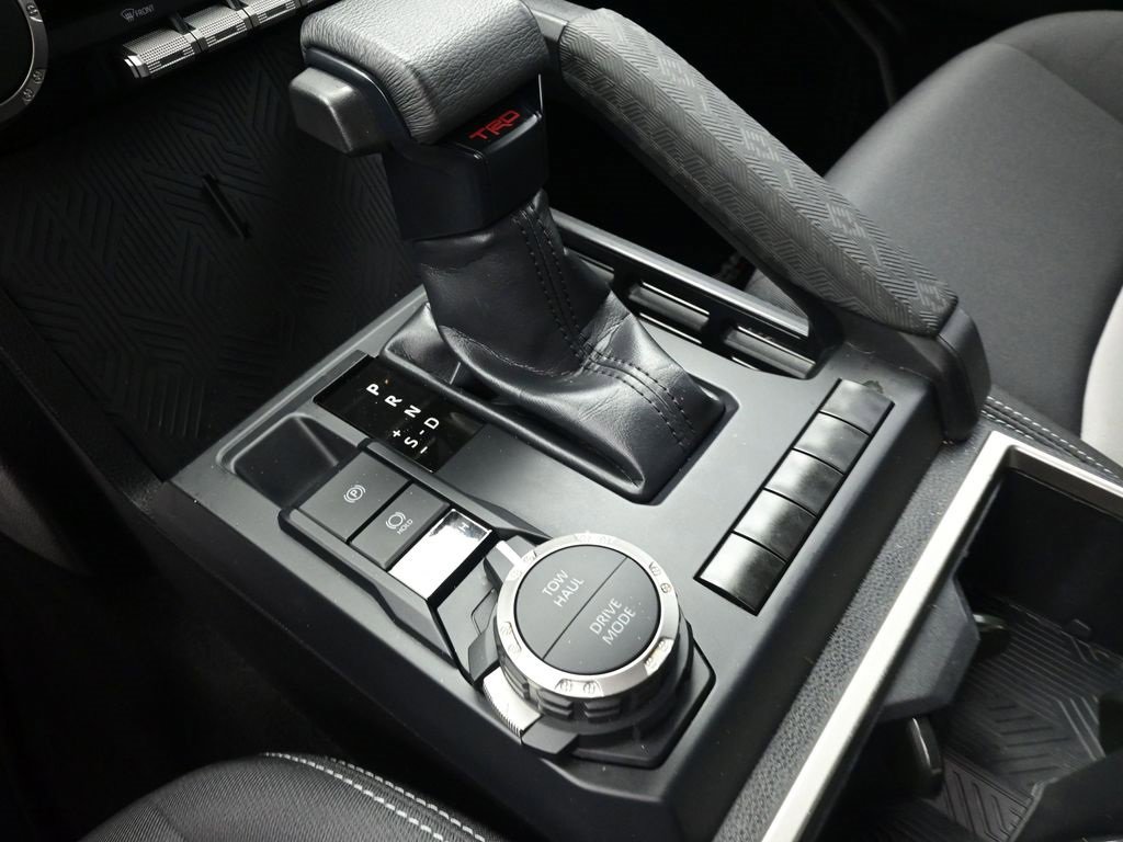 Used 2024 Toyota Tacoma TRD Sport image 31