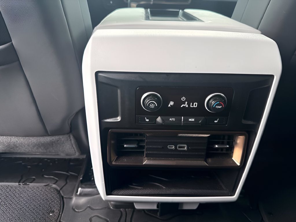 Used 2024 GMC Hummer EV 3X w/ Omega Edition AWD/4WD image 14