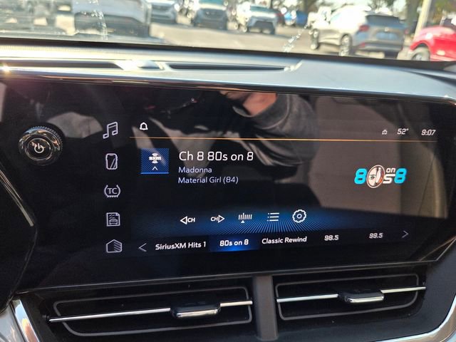 Certified 2025 Chevrolet Trax LT w/ LT Convenience Package image 27