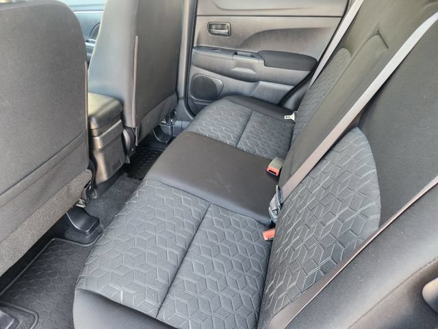 Used 2024 Mitsubishi Outlander Sport ES AWD/4WD image 30