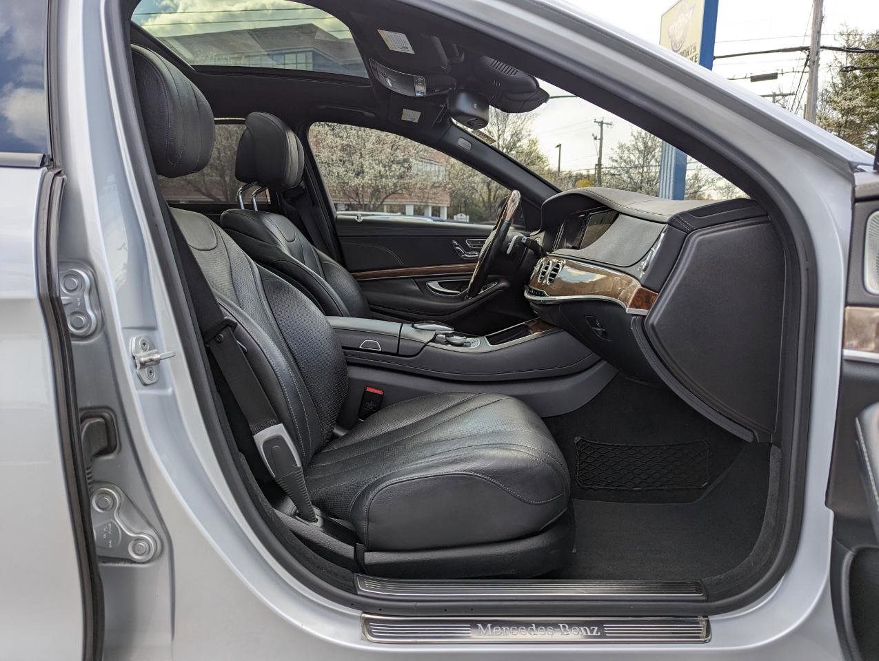 Used 2015 Mercedes-Benz S 550 4MATIC Sedan image 33