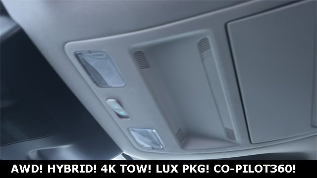 New 2025 Ford Maverick XLT w/ Equipment Group 301A image 19