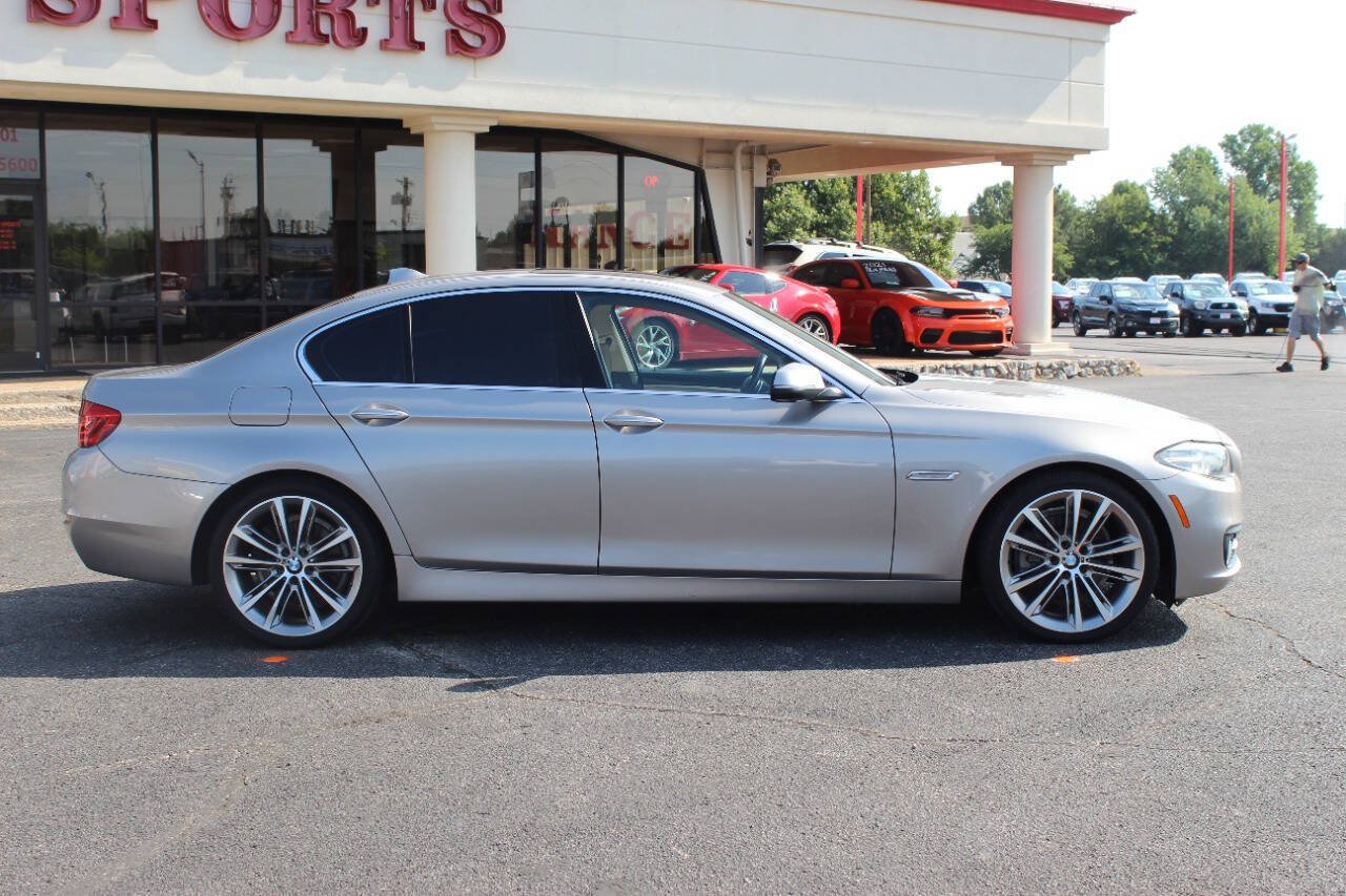 Used 2016 BMW 528i Sedan RWD image 3
